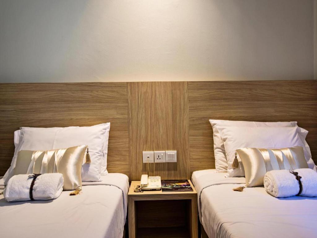 Hotel Zamburger Wira Куала-Лумпур Экстерьер фото