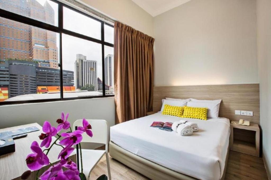 Hotel Zamburger Wira Куала-Лумпур Экстерьер фото